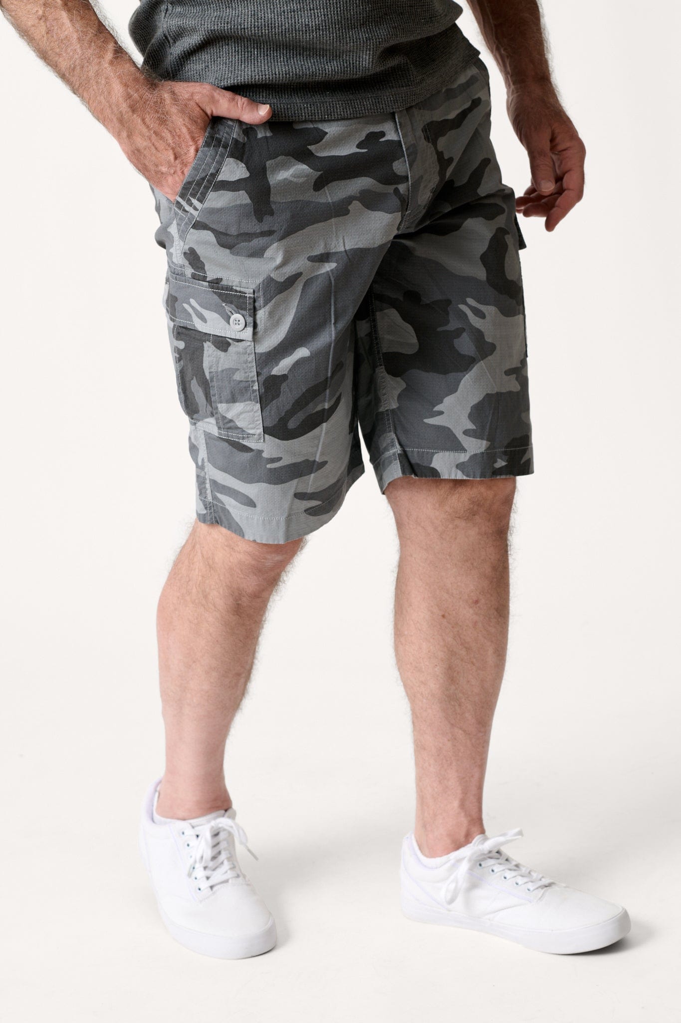 Grey camouflage cheap cargo shorts